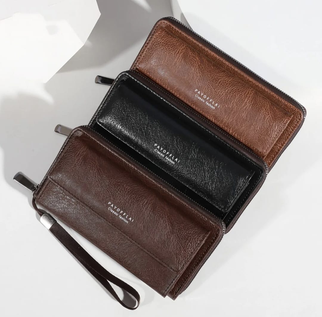 Dompet PAYOFFLAI dibuka menunjukkan struktur lipatan
