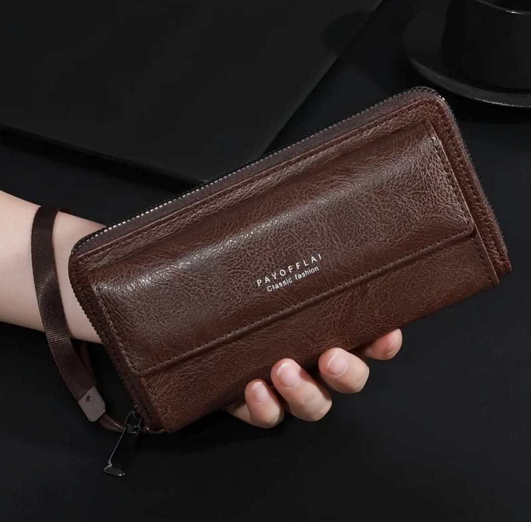 Dompet warna coklat tua